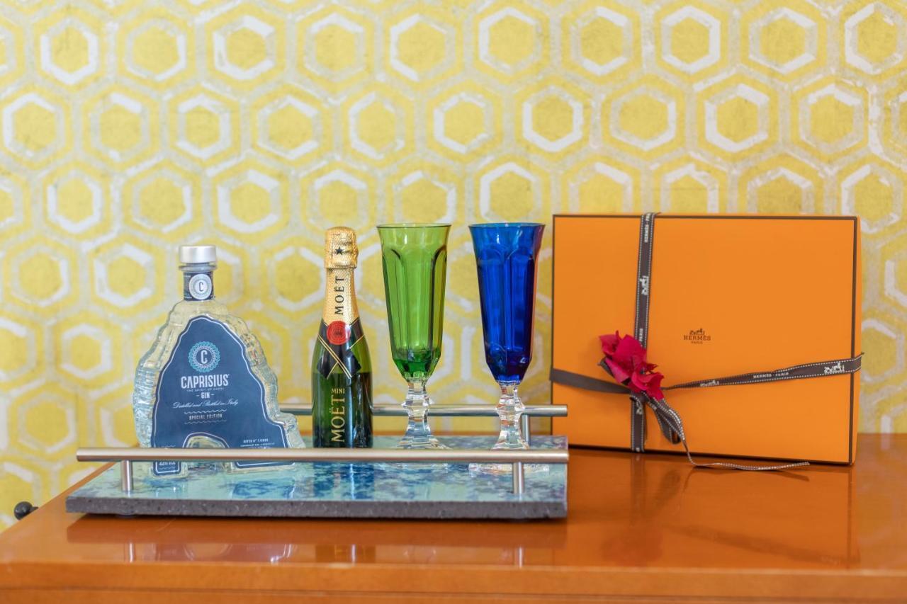 Suite Apartment Capri Con Jacuzzi In Piazzetta Εξωτερικό φωτογραφία