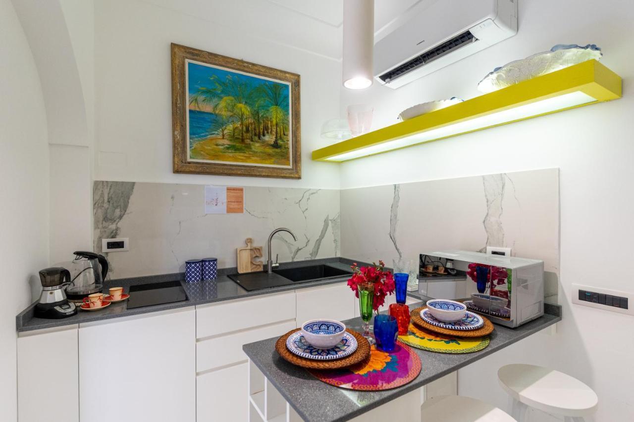 Suite Apartment Capri Con Jacuzzi In Piazzetta Εξωτερικό φωτογραφία