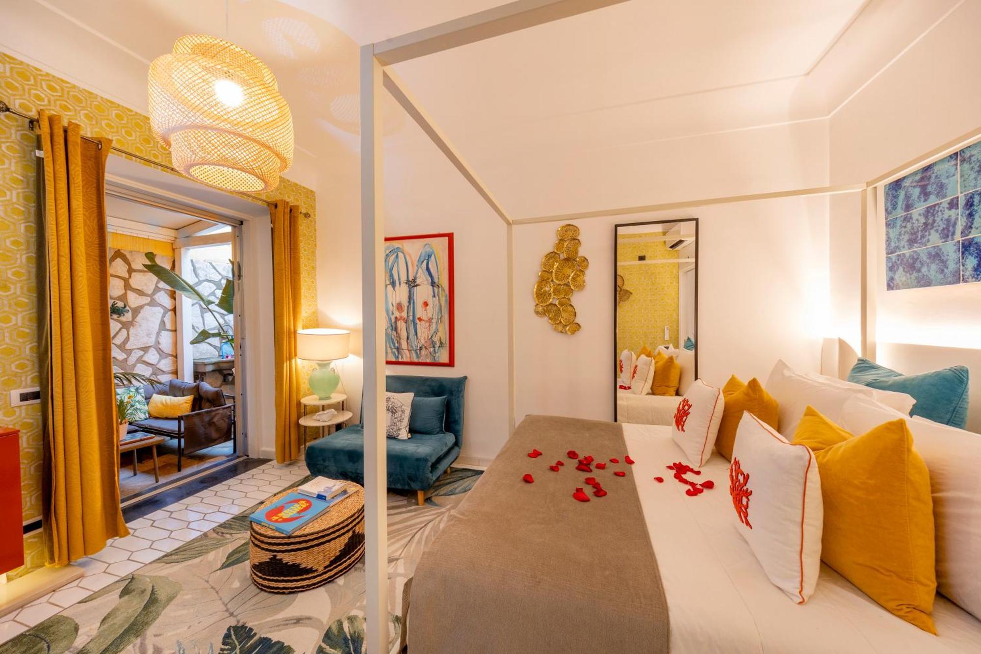Suite Apartment Capri Con Jacuzzi In Piazzetta Εξωτερικό φωτογραφία