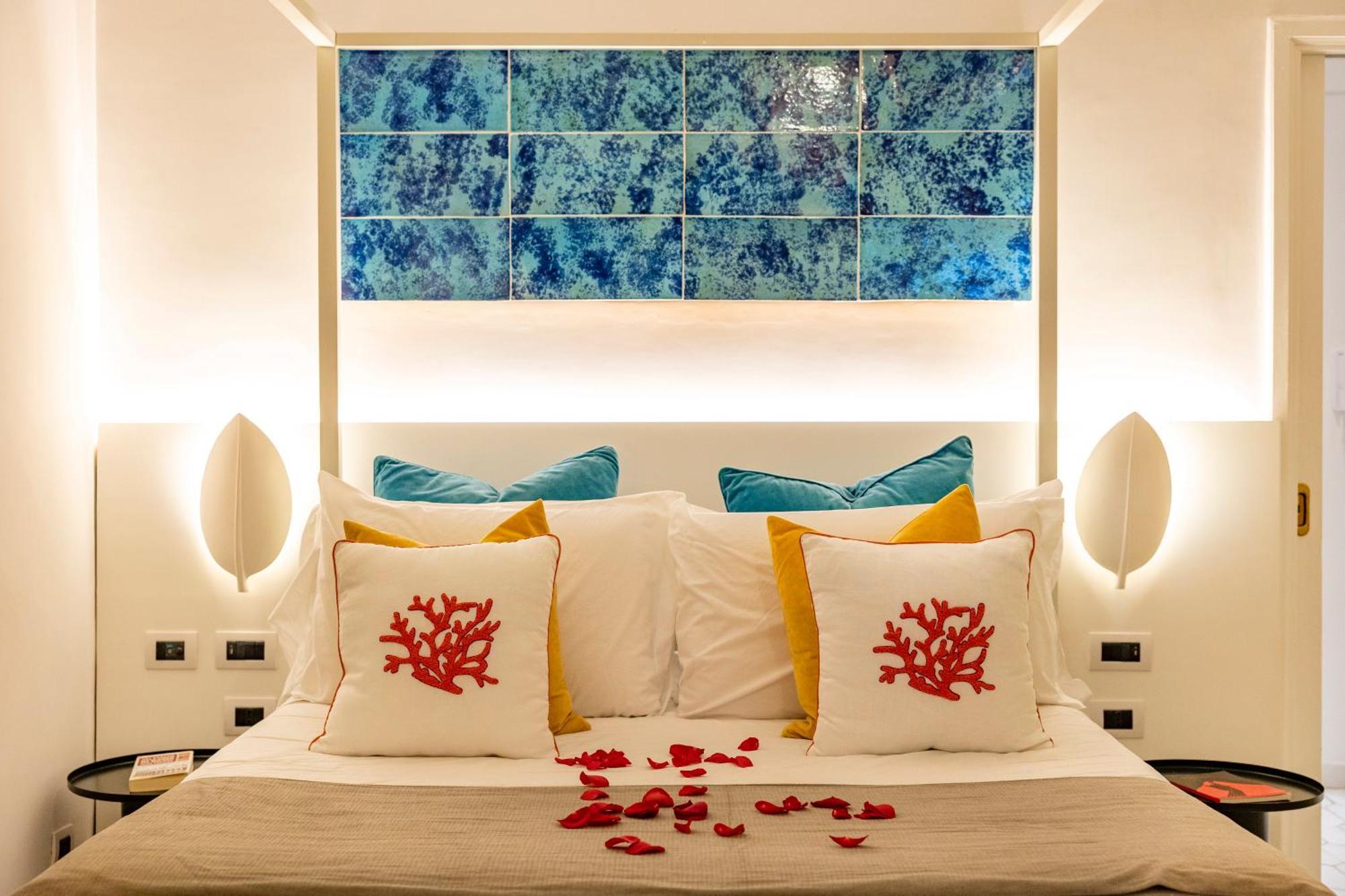 Suite Apartment Capri Con Jacuzzi In Piazzetta Εξωτερικό φωτογραφία